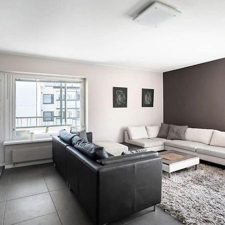 Majestic Penthouse With Sauna & High-Speed Wi-Fi And Parking Rovaniemi Esterno foto
